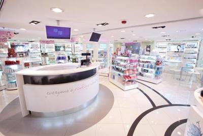 莎莎、卓悅業績回暖，化妝品零售巨頭瞄準大健康品類拓展新增長